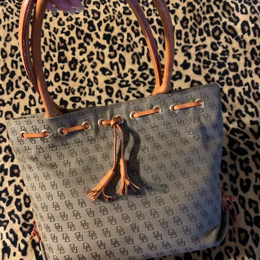 Dooney & Bourke bag